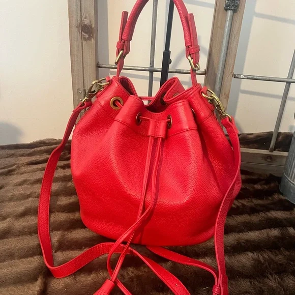 Boden Cherry Red Bucket Tassel Bag - Picture 1 of 11